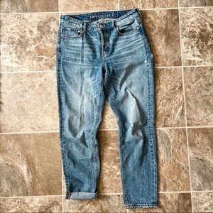 American Eagle Tomgirl Jean, Size 4, Button Fly